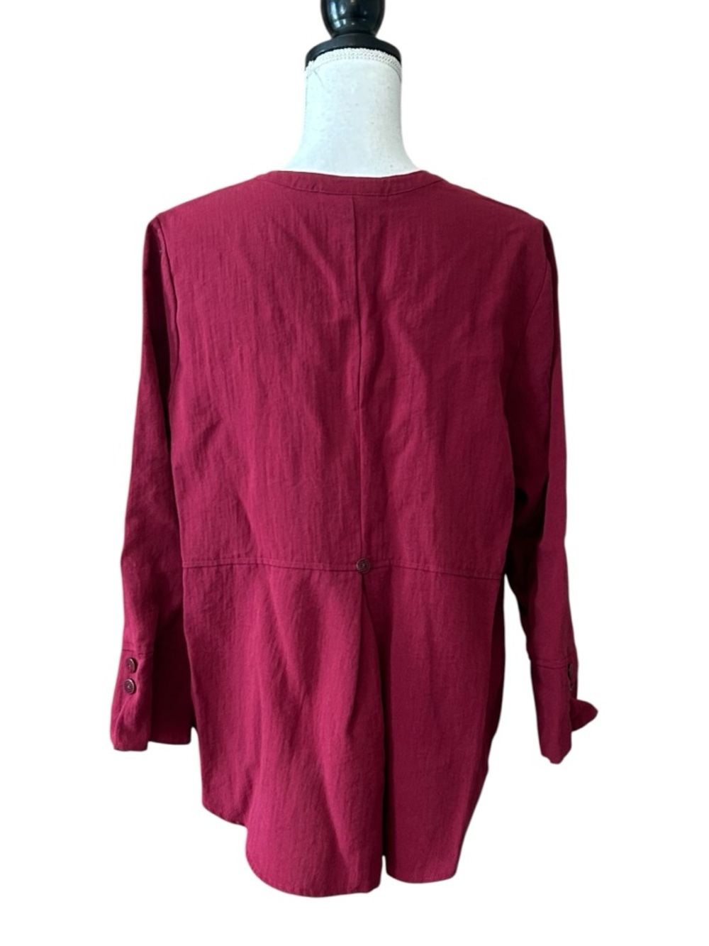 Habitat Button Down Long Sleeve Shirt Women’s SZ Medium in Burgundy‎ - Picture 4 of 6
